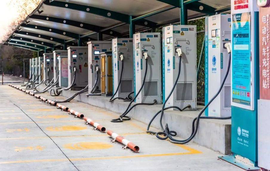 繼續(xù)退坡,2021年買純電動(dòng)汽車補(bǔ)貼多少
